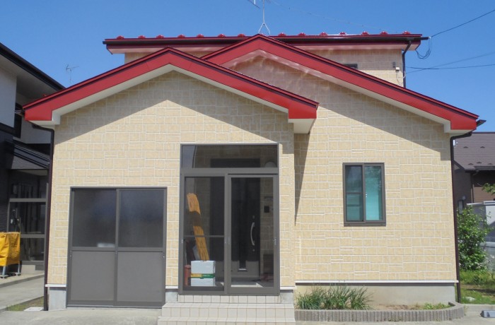 秋田市泉　J様邸　外壁：UVプロテクトクリヤー、屋根：マーズレッド