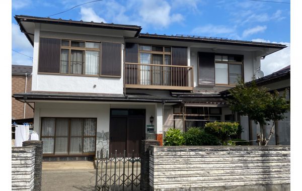 秋田市広面S様邸　外壁塗装（母家・小屋）