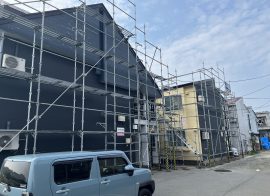 秋田市川元　リバーサイド川元B・リバーフロント川元Cの外壁塗装・屋根塗装・補修工事が着工しました
