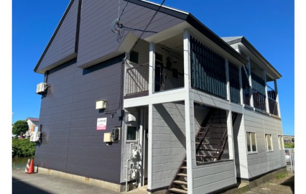 リバーフロント川元C  外壁塗装・屋根塗装・外装補修工事　（外壁塗装色：チャコールグレー、ND-400　　屋根塗装色：シルバー）